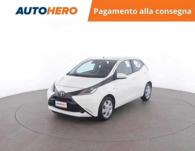 TOYOTA Aygo 1.0 VVT-i 69 CV 5p. x-play Image 1